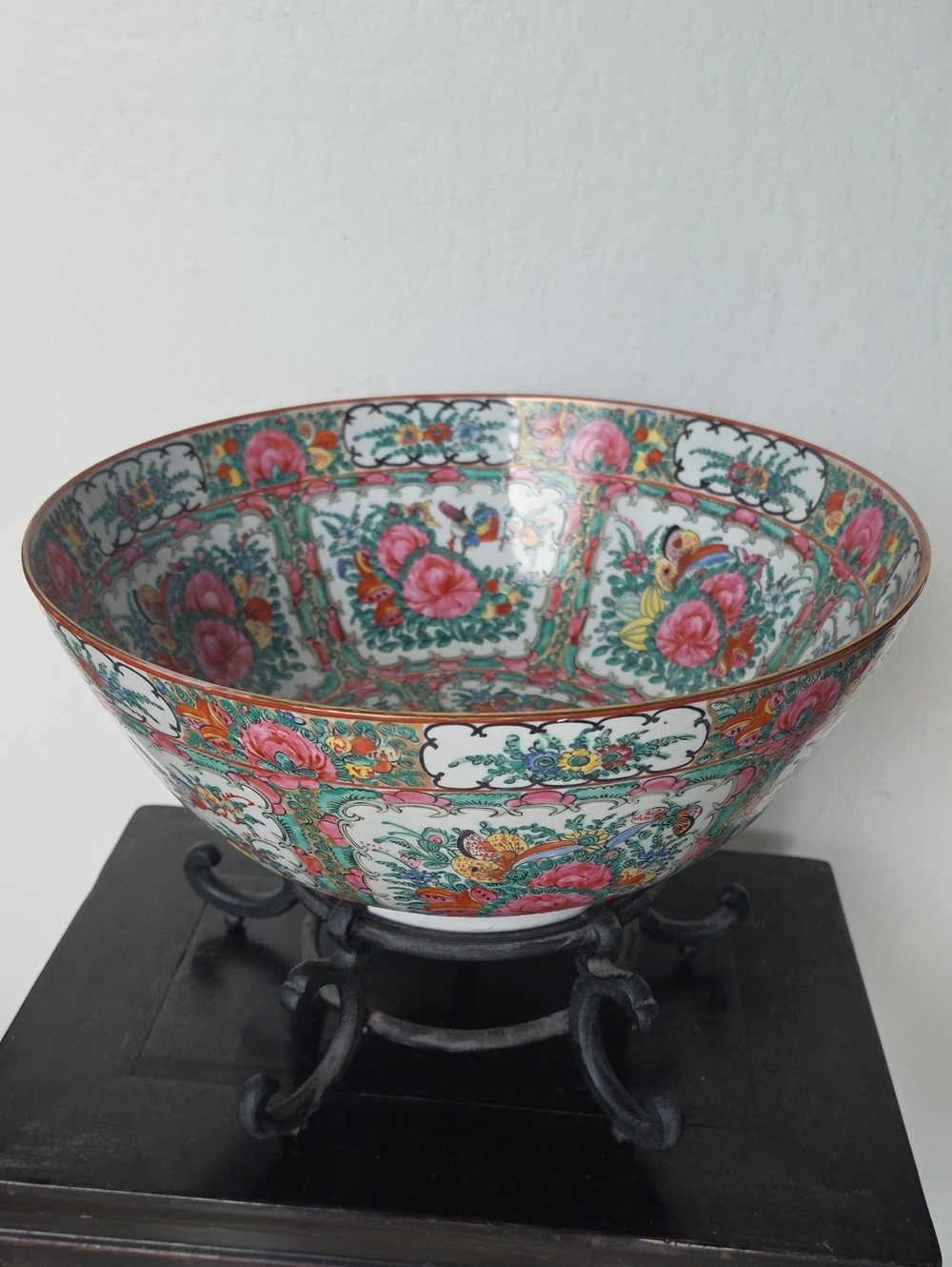 Huge Vintage Famille Rose Medallion Punch Bowl. Perfect Condition